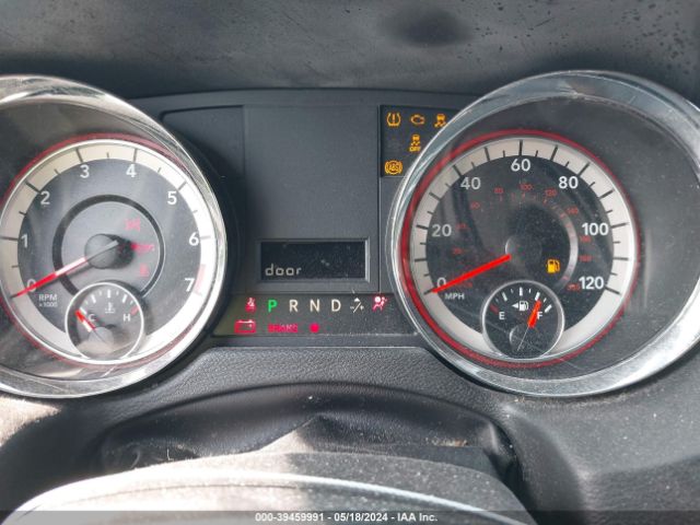 Photo 6 VIN: 2C4RDGCG5HR863990 - DODGE GRAND CARAVAN 