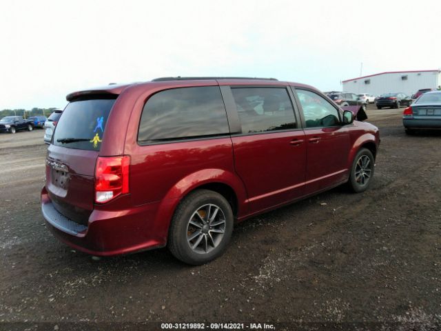 Photo 3 VIN: 2C4RDGCG5JR140095 - DODGE GRAND CARAVAN 