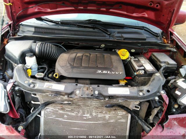 Photo 9 VIN: 2C4RDGCG5JR140095 - DODGE GRAND CARAVAN 