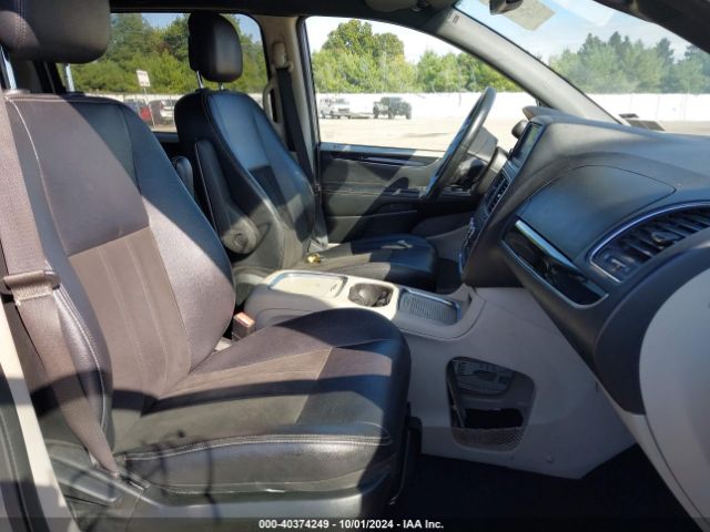 Photo 4 VIN: 2C4RDGCG5KR565057 - DODGE GRAND CARAVAN 