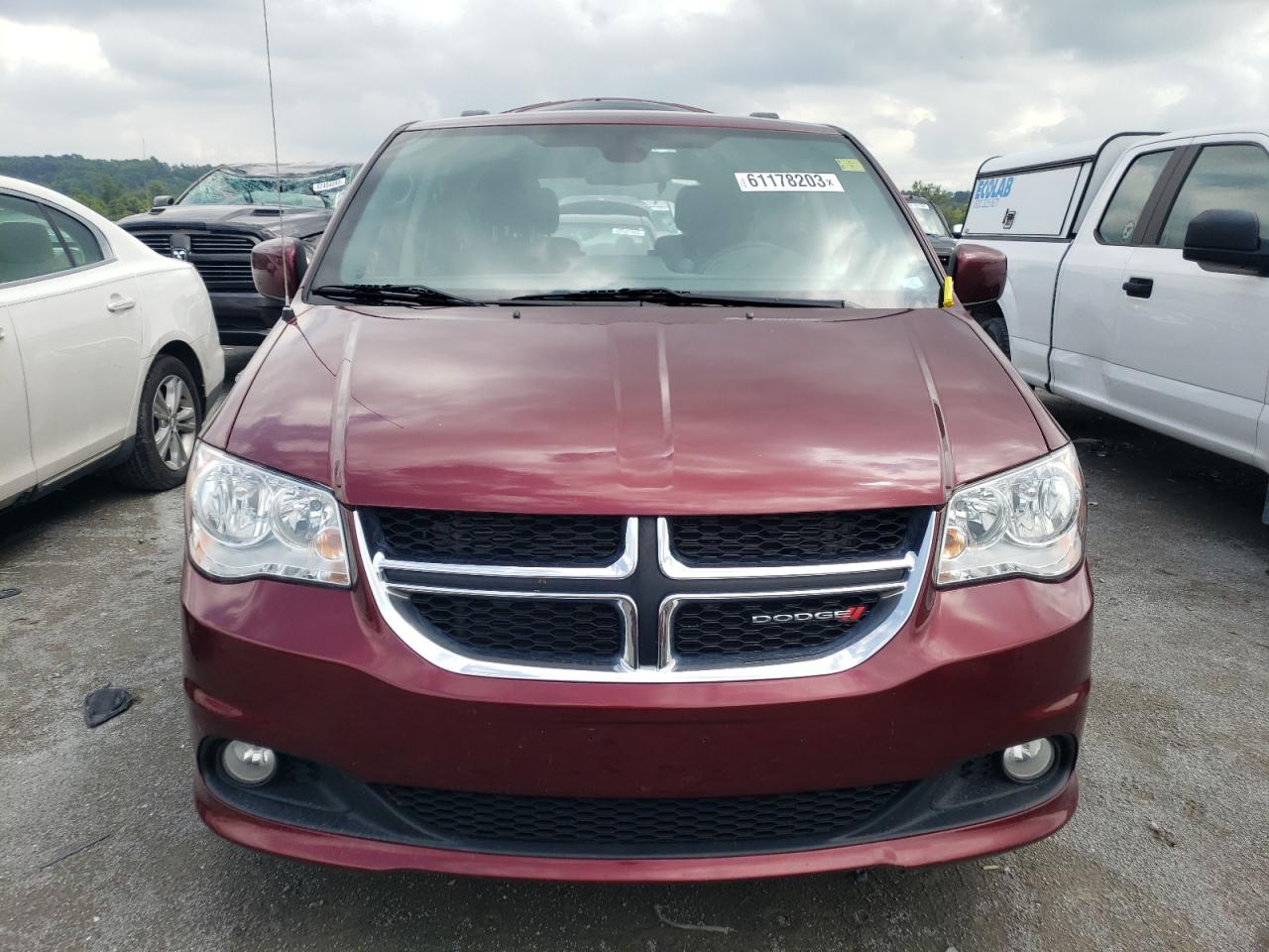 Photo 4 VIN: 2C4RDGCG5KR672268 - DODGE CARAVAN 