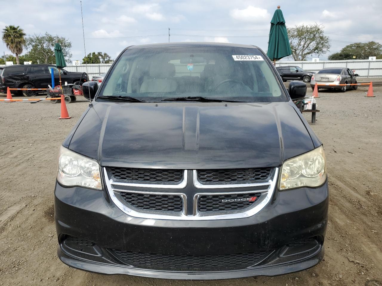 Photo 4 VIN: 2C4RDGCG6CR204793 - DODGE CARAVAN 