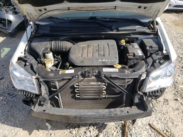 Photo 6 VIN: 2C4RDGCG6DR580430 - DODGE GRAND CARA 