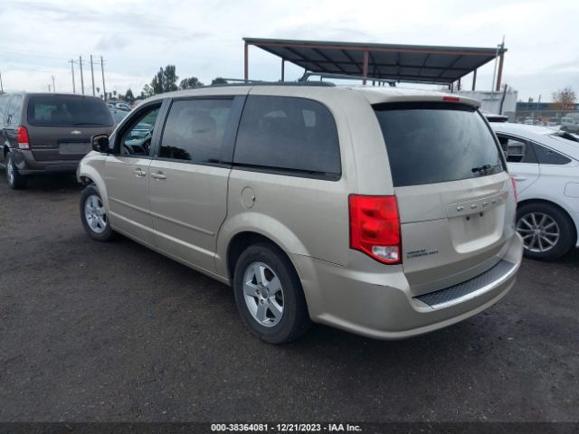 Photo 2 VIN: 2C4RDGCG6DR611482 - DODGE GRAND CARAVAN 