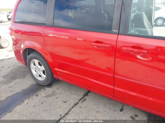 Photo 5 VIN: 2C4RDGCG6DR625673 - DODGE GRAND CARAVAN 