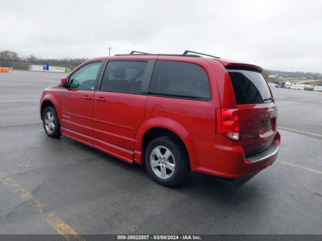 Photo 2 VIN: 2C4RDGCG6DR654638 - DODGE GRAND CARAVAN 