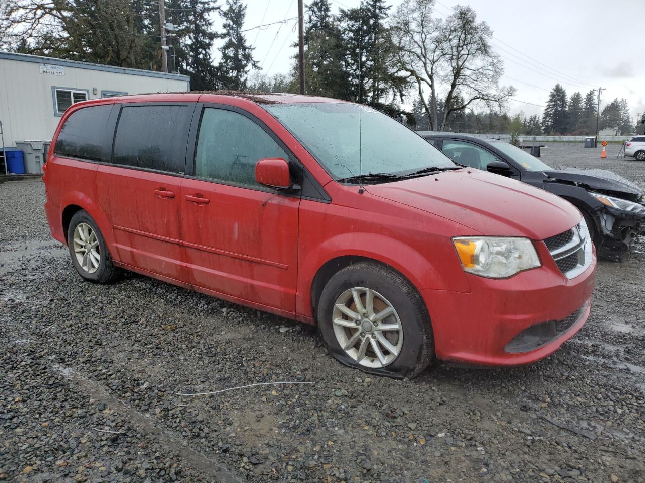 Photo 3 VIN: 2C4RDGCG6DR771636 - DODGE CARAVAN 