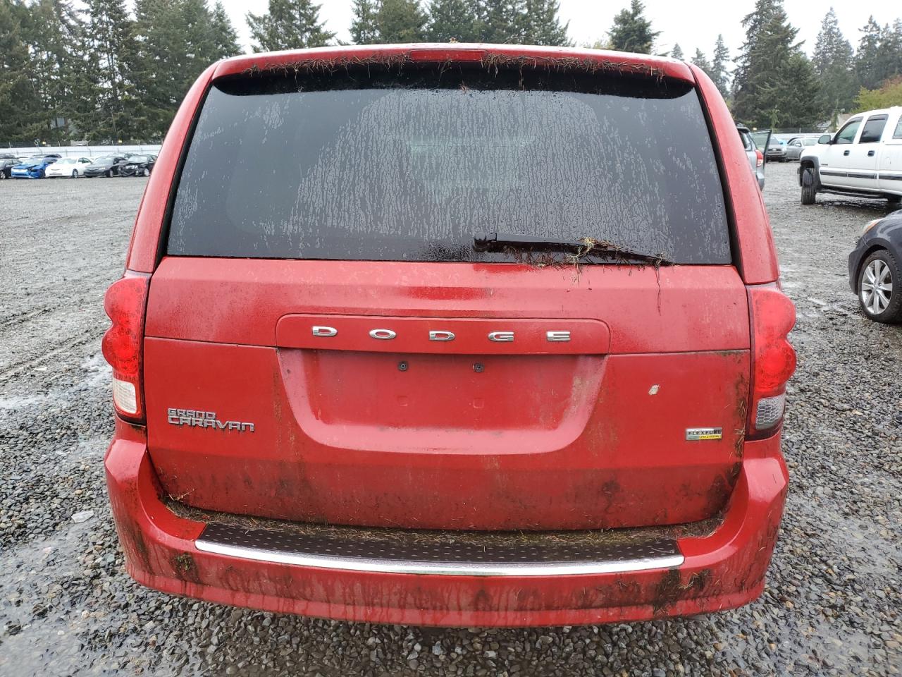 Photo 5 VIN: 2C4RDGCG6DR771636 - DODGE CARAVAN 