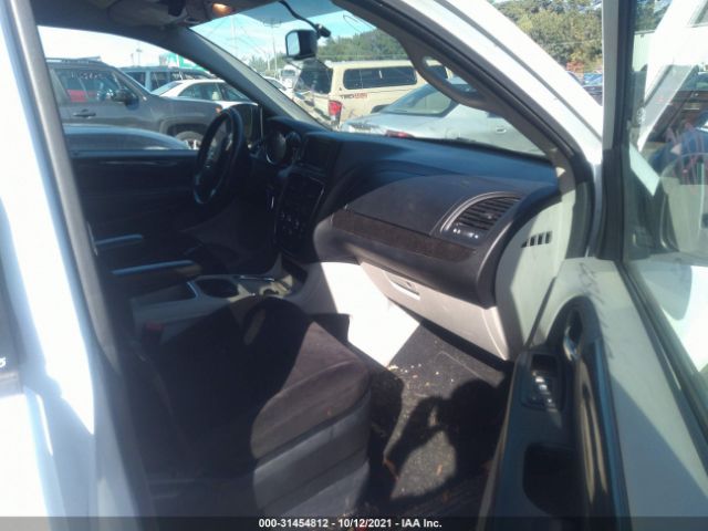 Photo 4 VIN: 2C4RDGCG6ER182734 - DODGE GRAND CARAVAN 