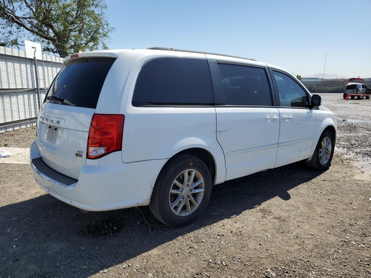 Photo 2 VIN: 2C4RDGCG6GR270492 - DODGE CARAVAN 