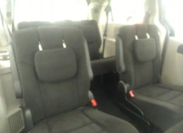 Photo 7 VIN: 2C4RDGCG6GR310862 - DODGE GRAND CARAVAN 