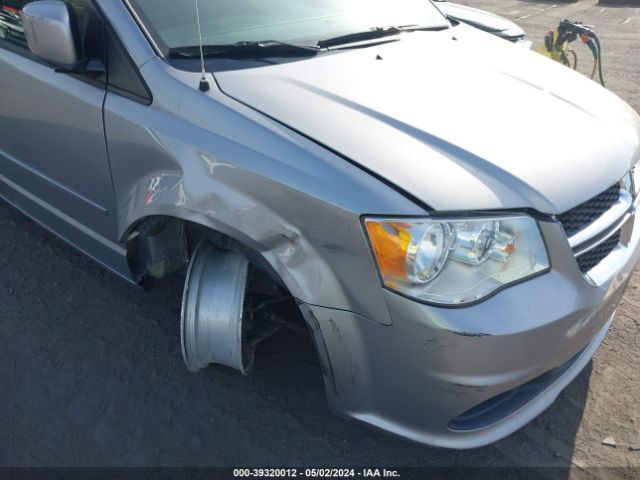 Photo 5 VIN: 2C4RDGCG6GR325717 - DODGE GRAND CARAVAN 