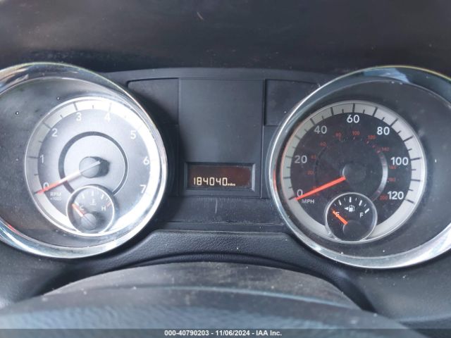 Photo 6 VIN: 2C4RDGCG6HR664477 - DODGE GRAND CARAVAN 