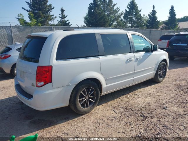 Photo 3 VIN: 2C4RDGCG6HR671672 - DODGE GRAND CARAVAN 