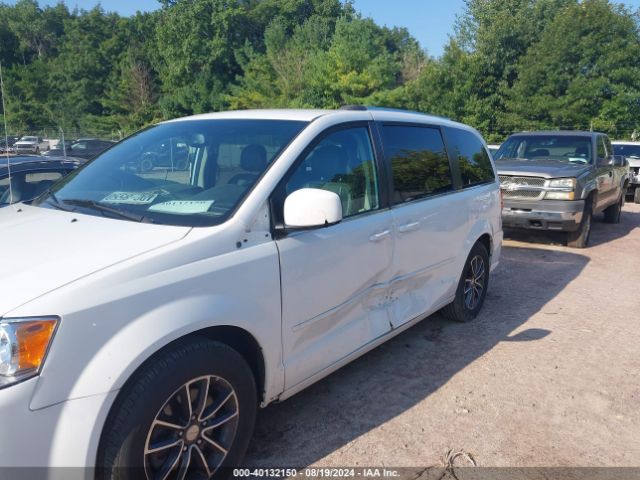 Photo 5 VIN: 2C4RDGCG6HR671672 - DODGE GRAND CARAVAN 