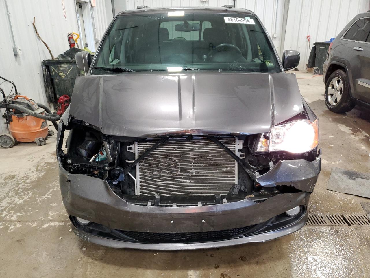 Photo 4 VIN: 2C4RDGCG6HR696099 - DODGE CARAVAN 