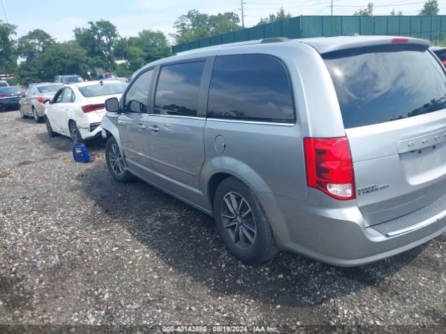 Photo 2 VIN: 2C4RDGCG6HR800865 - DODGE GRAND CARAVAN 