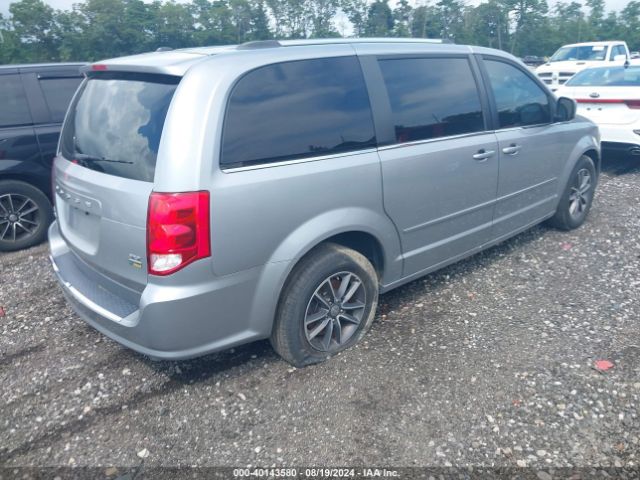 Photo 3 VIN: 2C4RDGCG6HR800865 - DODGE GRAND CARAVAN 