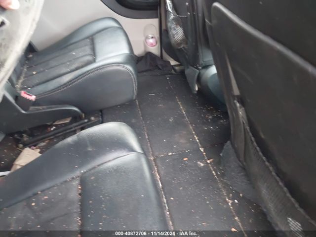 Photo 7 VIN: 2C4RDGCG6HR860760 - DODGE GRAND CARAVAN 