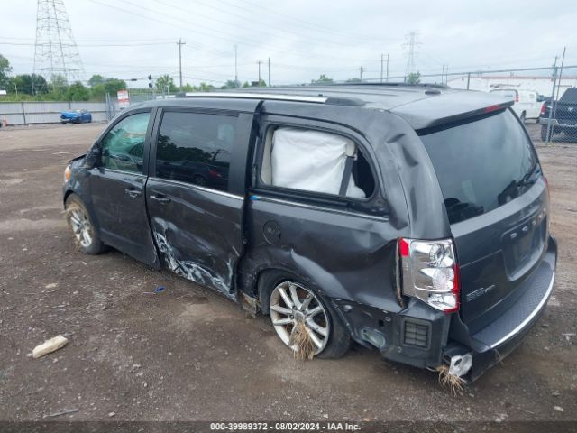 Photo 2 VIN: 2C4RDGCG6JR204998 - DODGE GRAND CARAVAN 