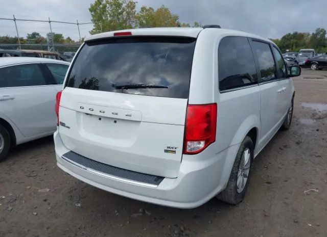 Photo 3 VIN: 2C4RDGCG6JR240920 - DODGE GRAND CARAVAN 