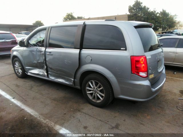 Photo 2 VIN: 2C4RDGCG6JR302901 - DODGE GRAND CARAVAN 