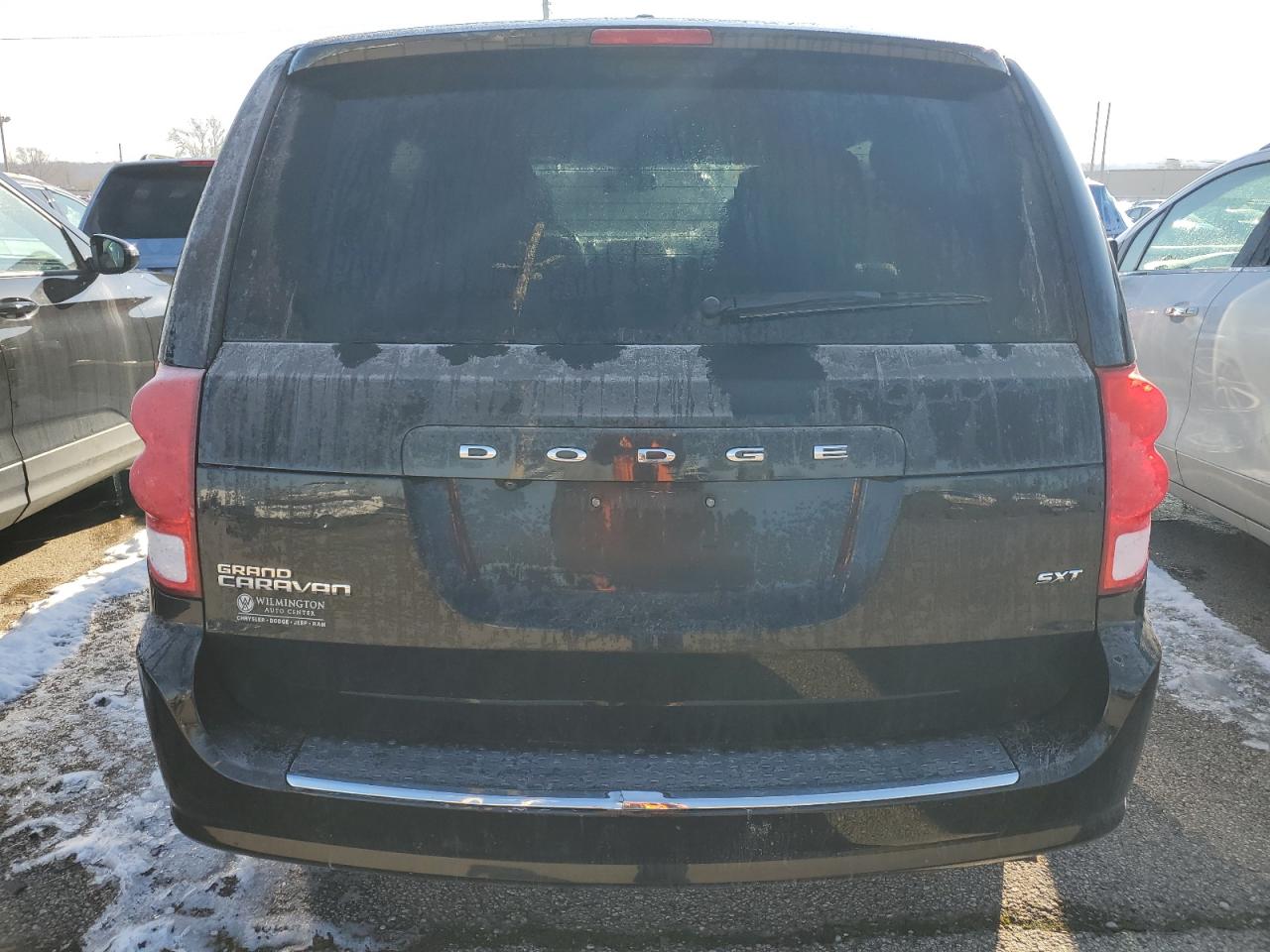 Photo 5 VIN: 2C4RDGCG6LR174520 - DODGE CARAVAN 