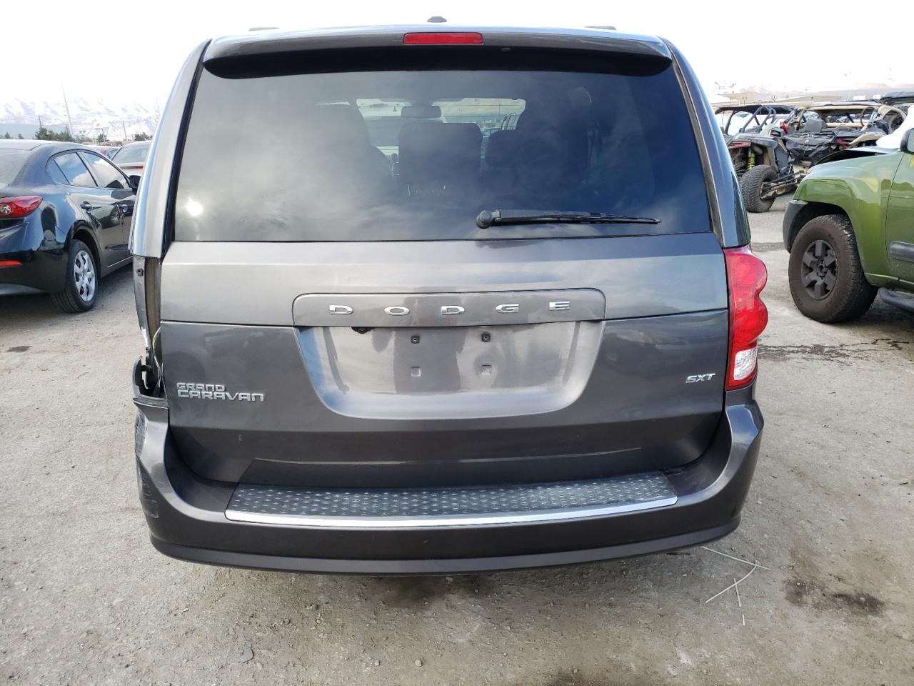 Photo 5 VIN: 2C4RDGCG6LR189597 - DODGE CARAVAN 