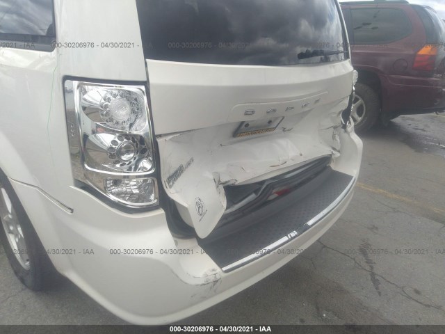 Photo 5 VIN: 2C4RDGCG7CR115234 - DODGE GRAND CARAVAN 