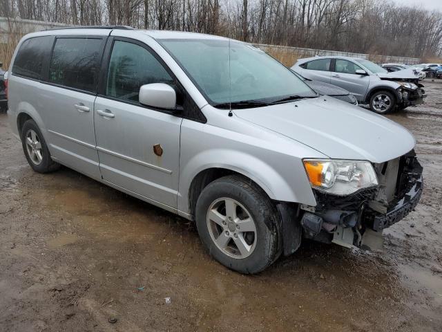 Photo 3 VIN: 2C4RDGCG7CR211493 - DODGE CARAVAN 