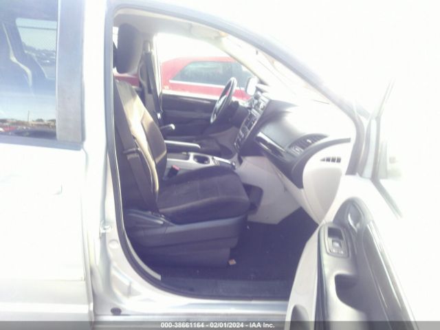 Photo 4 VIN: 2C4RDGCG7CR219321 - DODGE GRAND CARAVAN 