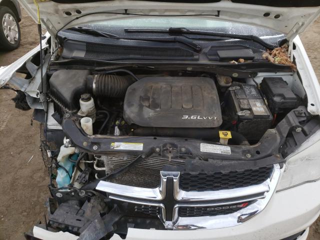 Photo 6 VIN: 2C4RDGCG7DR520284 - DODGE GRAND CARA 