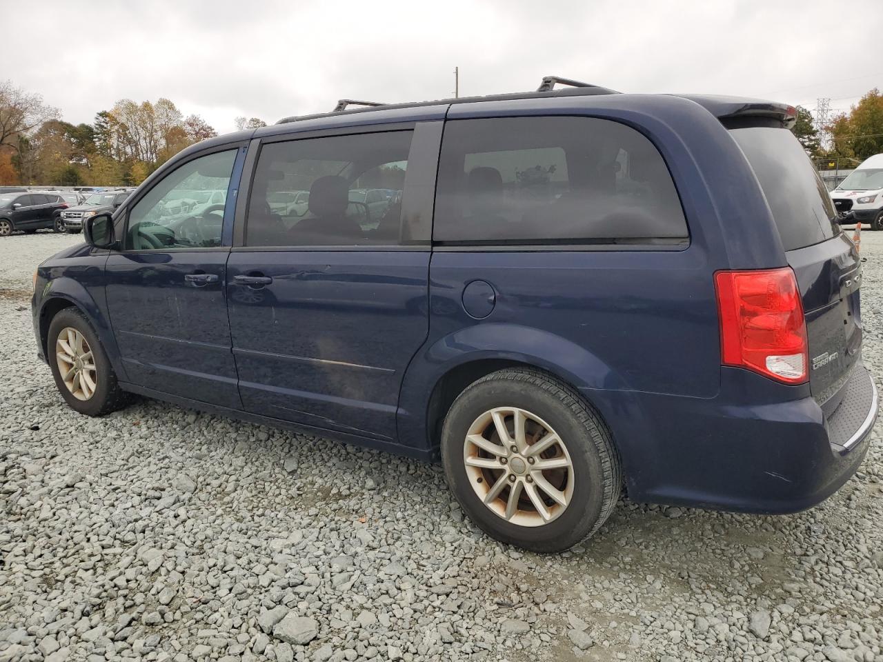 Photo 1 VIN: 2C4RDGCG7DR538414 - DODGE CARAVAN 