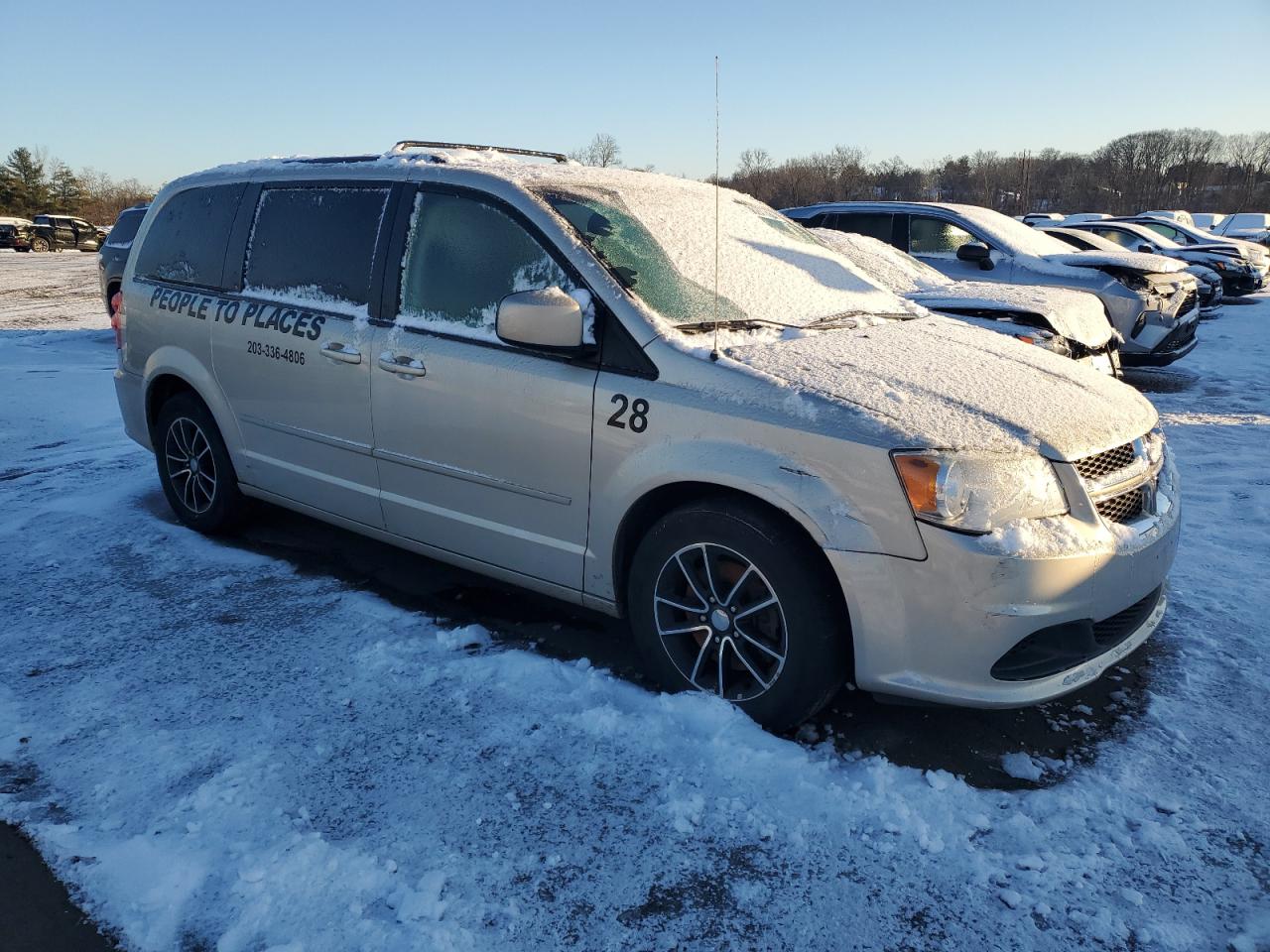 Photo 3 VIN: 2C4RDGCG7DR549428 - DODGE CARAVAN 