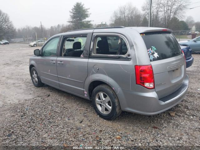 Photo 2 VIN: 2C4RDGCG7DR554029 - DODGE GRAND CARAVAN 