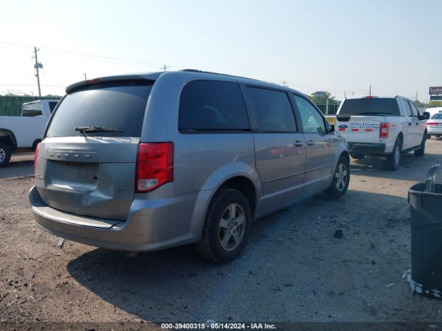 Photo 3 VIN: 2C4RDGCG7DR610762 - DODGE GRAND CARAVAN 