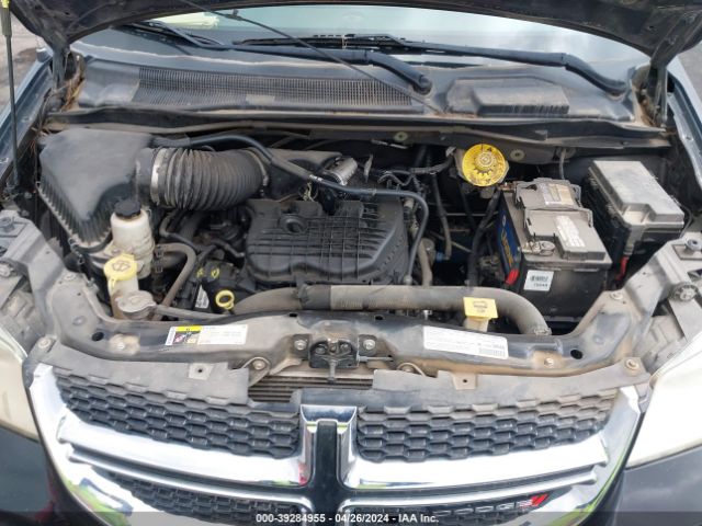 Photo 9 VIN: 2C4RDGCG7DR739178 - DODGE GRAND CARAVAN 