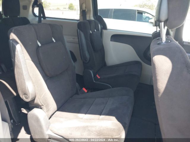 Photo 7 VIN: 2C4RDGCG7ER183679 - DODGE GRAND CARAVAN 