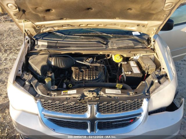 Photo 9 VIN: 2C4RDGCG7ER244190 - DODGE GRAND CARAVAN 