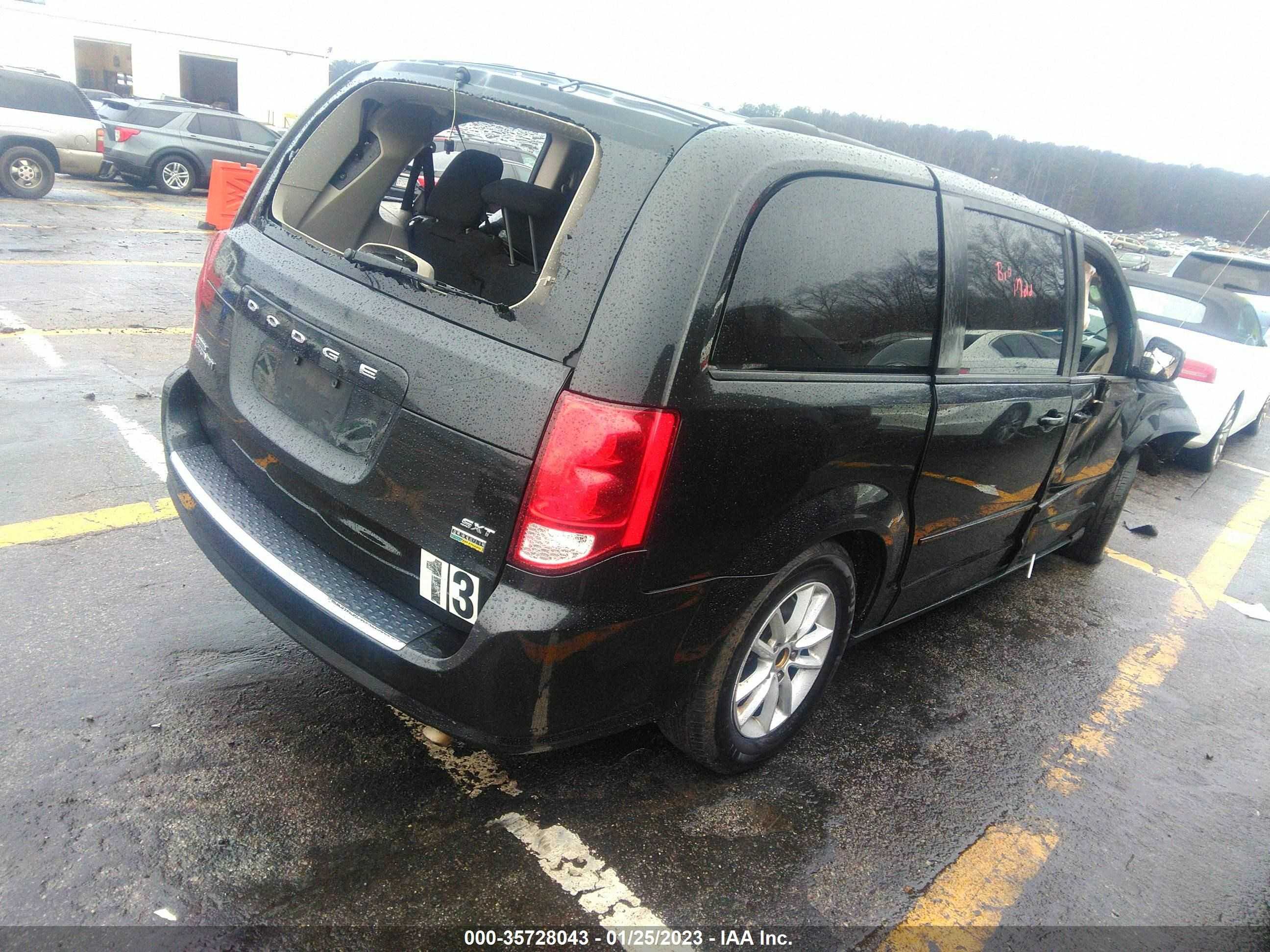 Photo 3 VIN: 2C4RDGCG7FR717071 - DODGE CARAVAN 