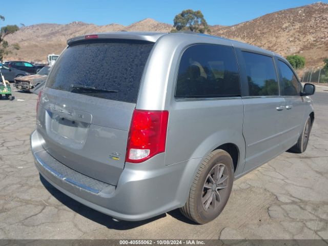 Photo 3 VIN: 2C4RDGCG7HR566557 - DODGE GRAND CARAVAN 