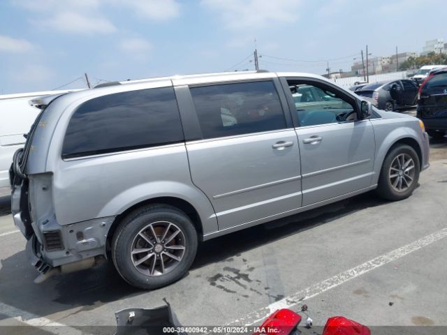 Photo 3 VIN: 2C4RDGCG7HR724363 - DODGE GRAND CARAVAN 