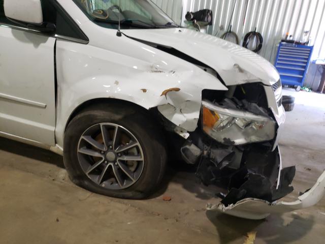 Photo 8 VIN: 2C4RDGCG7HR800406 - DODGE GRAND CARA 