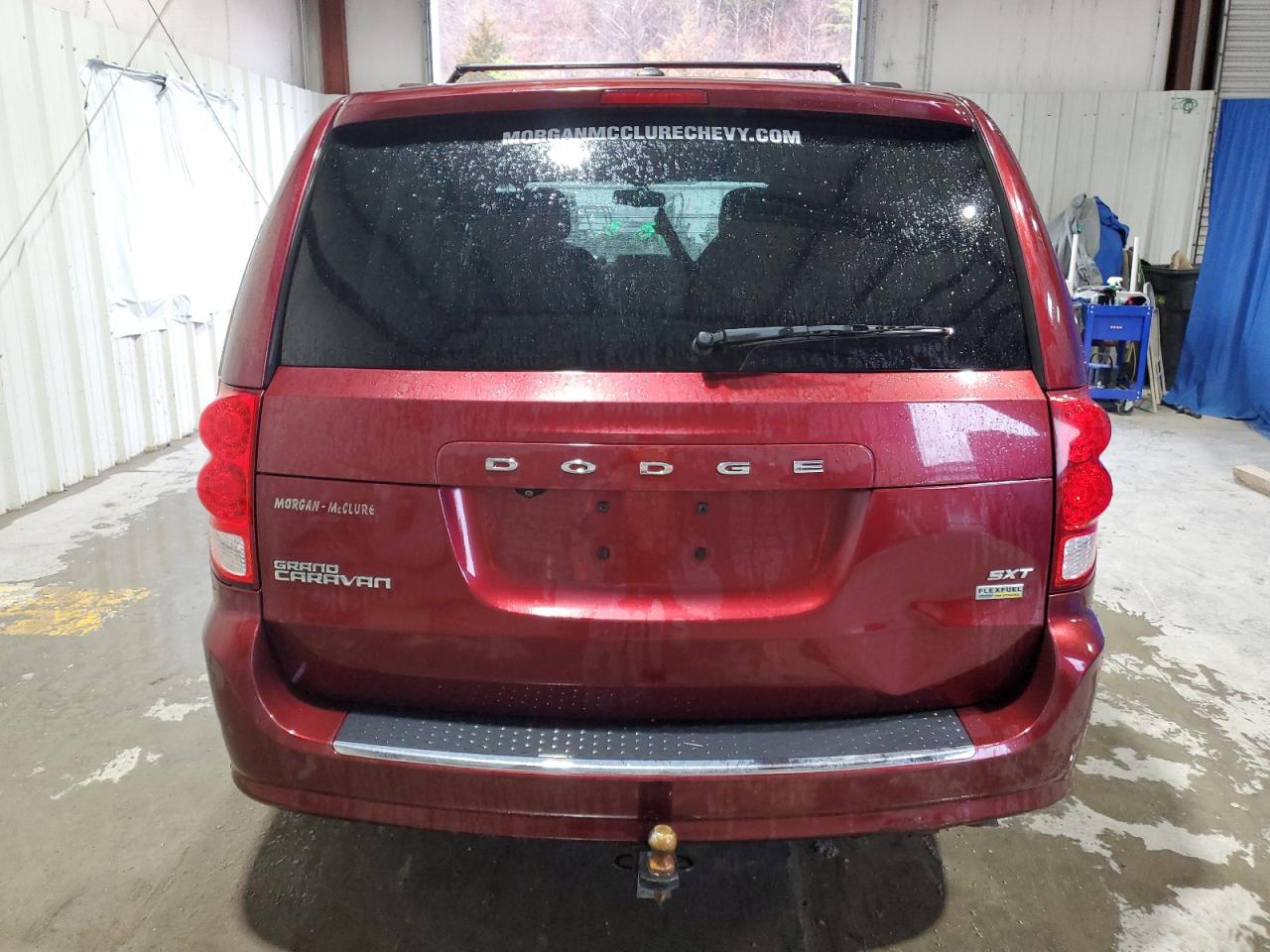 Photo 5 VIN: 2C4RDGCG7HR807159 - DODGE CARAVAN 