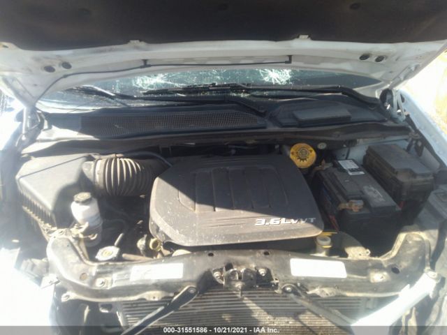 Photo 9 VIN: 2C4RDGCG7HR865286 - DODGE GRAND CARAVAN 