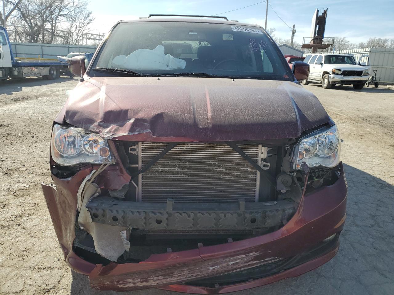 Photo 4 VIN: 2C4RDGCG7JR136016 - DODGE CARAVAN 