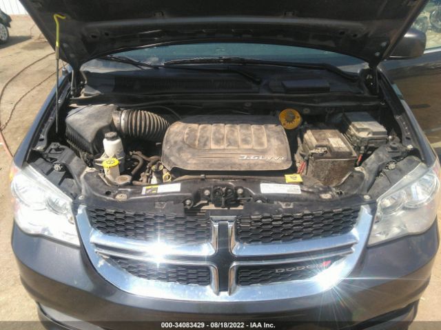 Photo 9 VIN: 2C4RDGCG7JR215962 - DODGE GRAND CARAVAN 