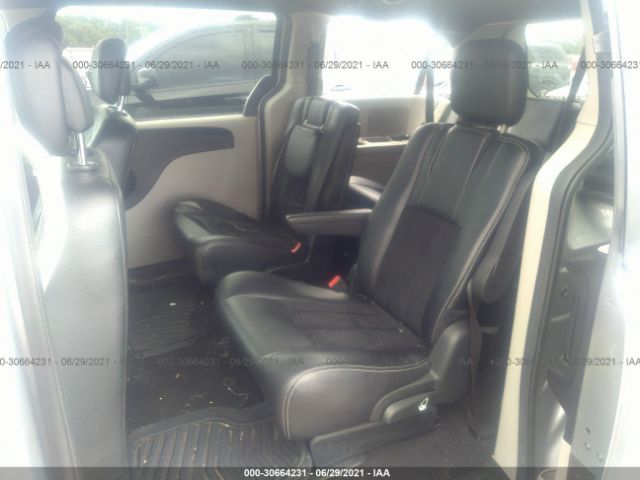 Photo 7 VIN: 2C4RDGCG7JR326088 - DODGE GRAND CARAVAN 