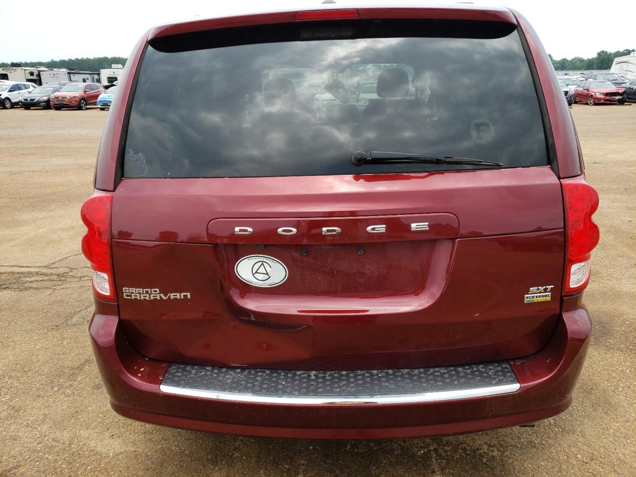 Photo 5 VIN: 2C4RDGCG7KR510464 - DODGE CARAVAN 