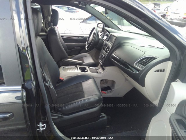 Photo 4 VIN: 2C4RDGCG7KR572298 - DODGE GRAND CARAVAN 